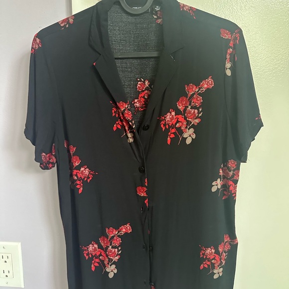 Straight to Hell Apparel button up shirt- roses - Picture 2 of 2